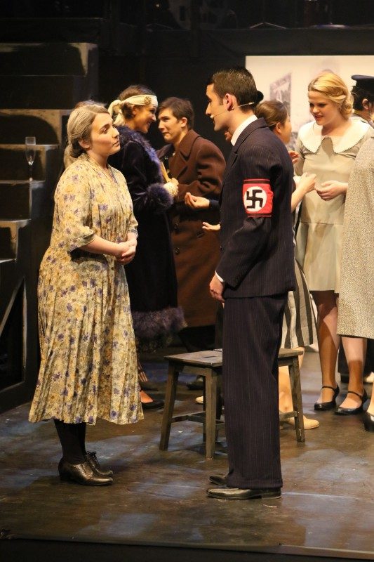 100 3054